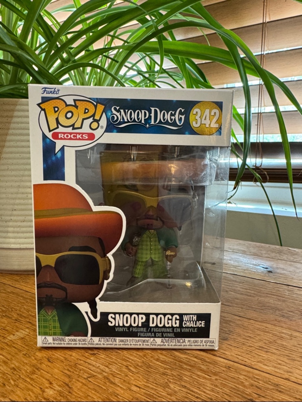 Funko Pop! Rocks Snoop Dogg #342 Green Outfit Vinyl Figure